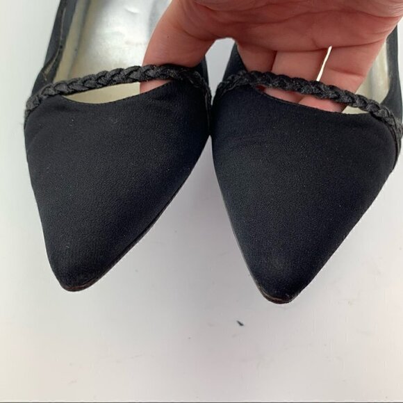 Stuart Weitzman heels sz 8 black silk pointy toe - Picture 8 of 11